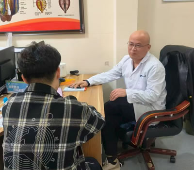 铜仁市|男科医师高朋磊：守护男性健康，专业男科诊疗